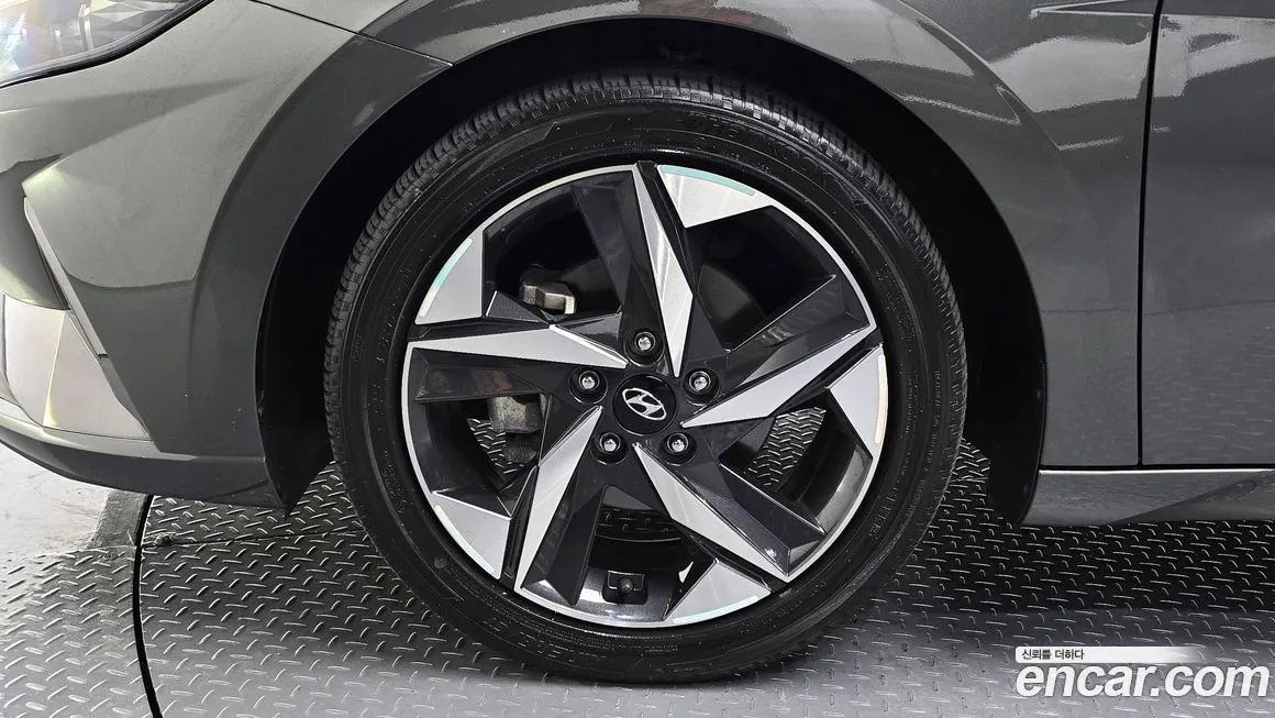 Hyundai AVANTE — фото 5