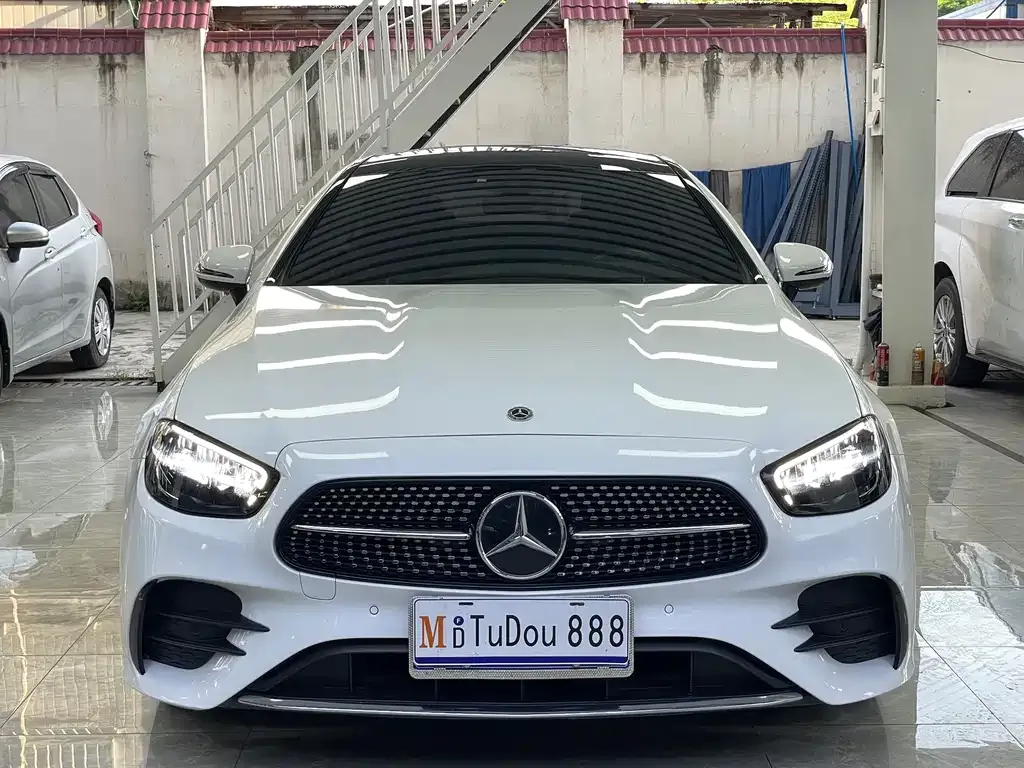 [object Object] E-Class (Import) 2022 из CN, фото 2