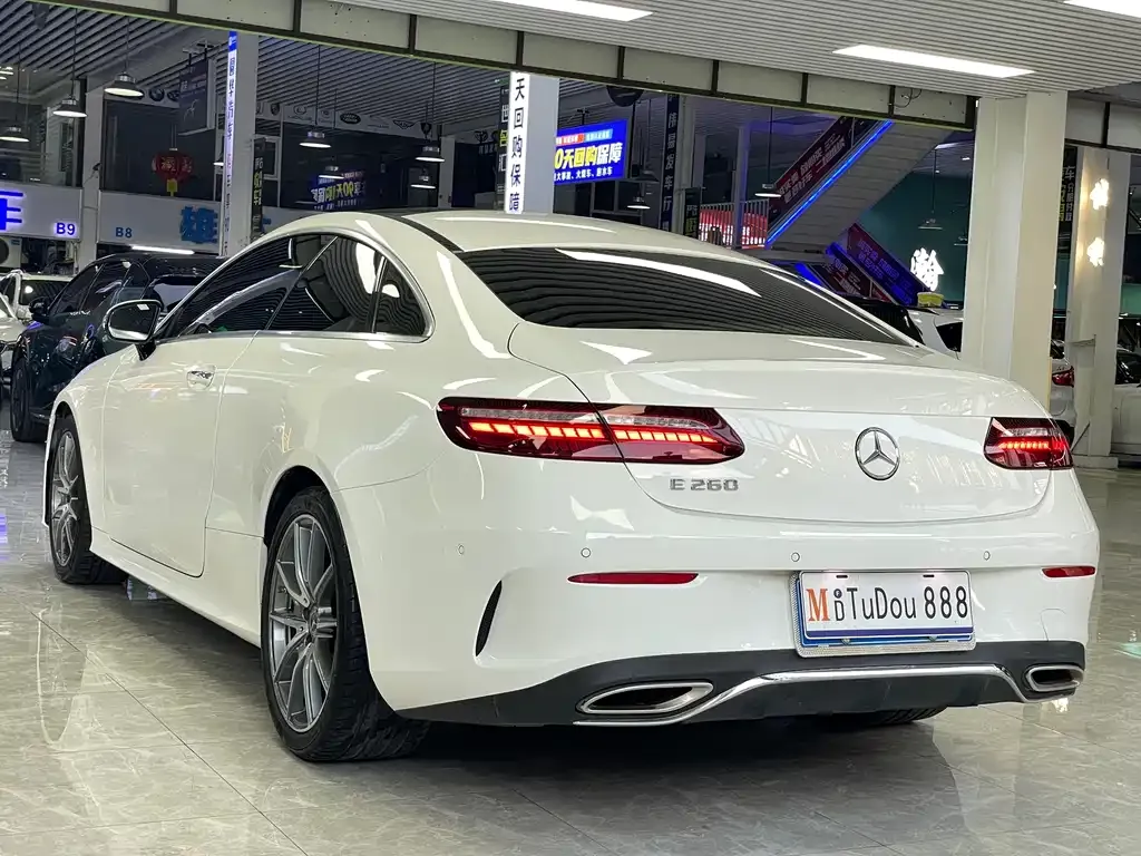 [object Object] E-Class (Import) 2022 из CN, фото 8