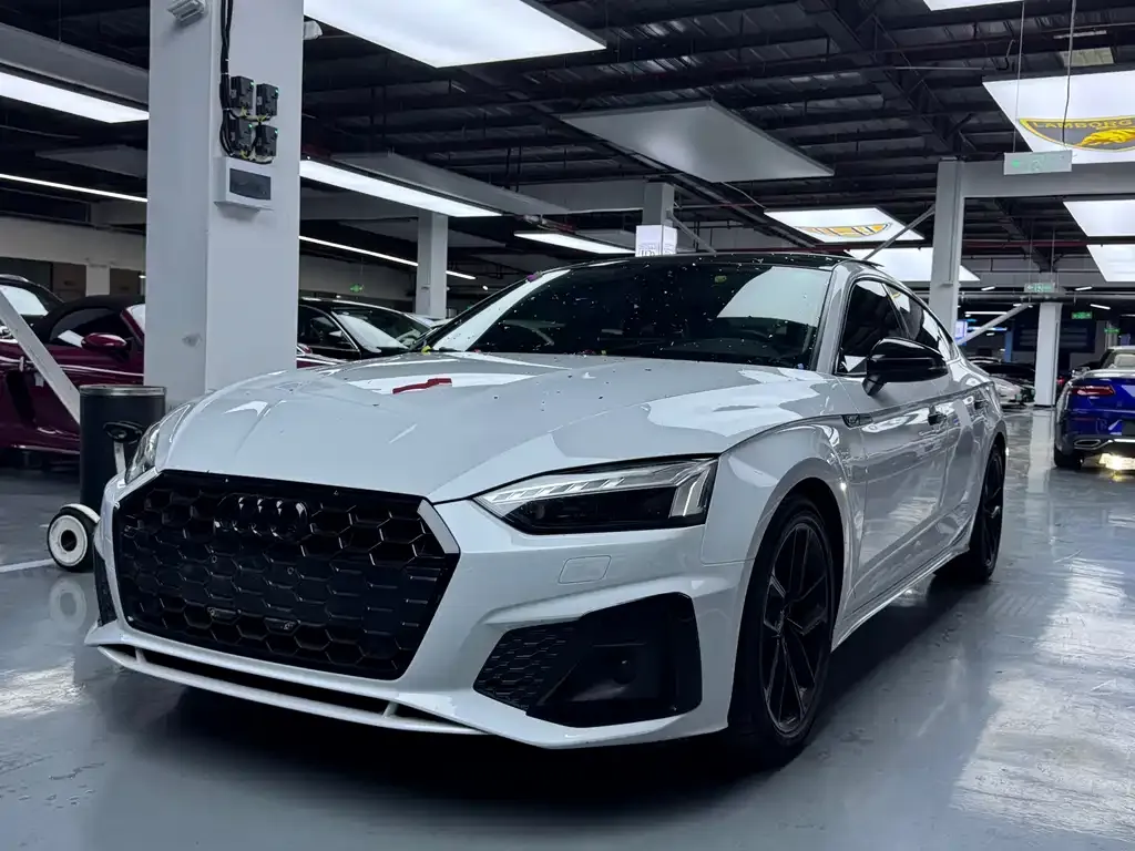 Audi A5 (Import) 2022 из CN, фото 1