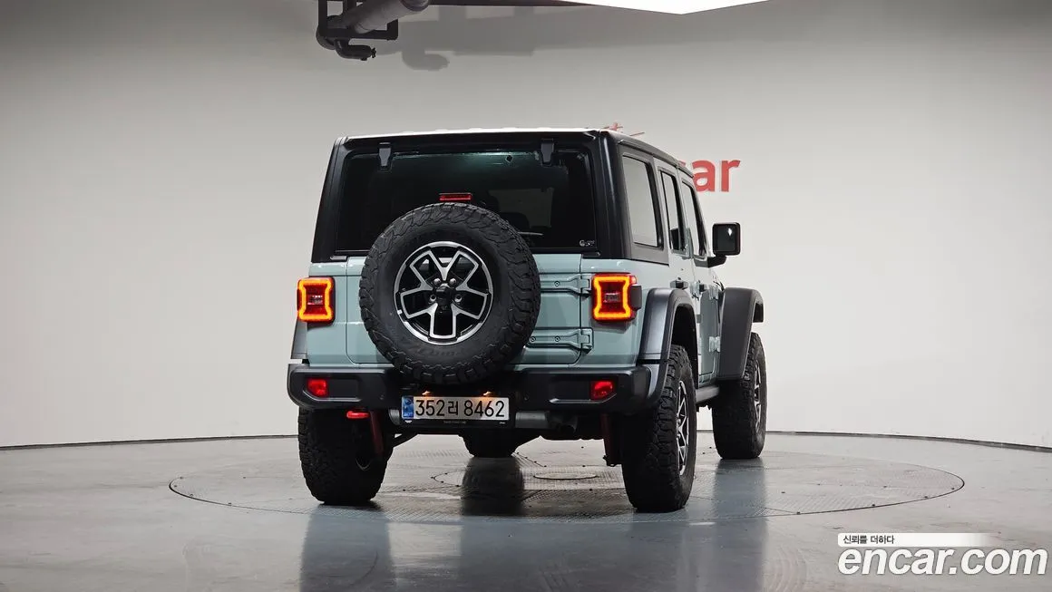 Jeep Wrangler 2024 из KR, фото 4