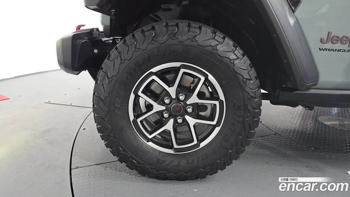 Jeep Wrangler 2024 из KR, фото 5