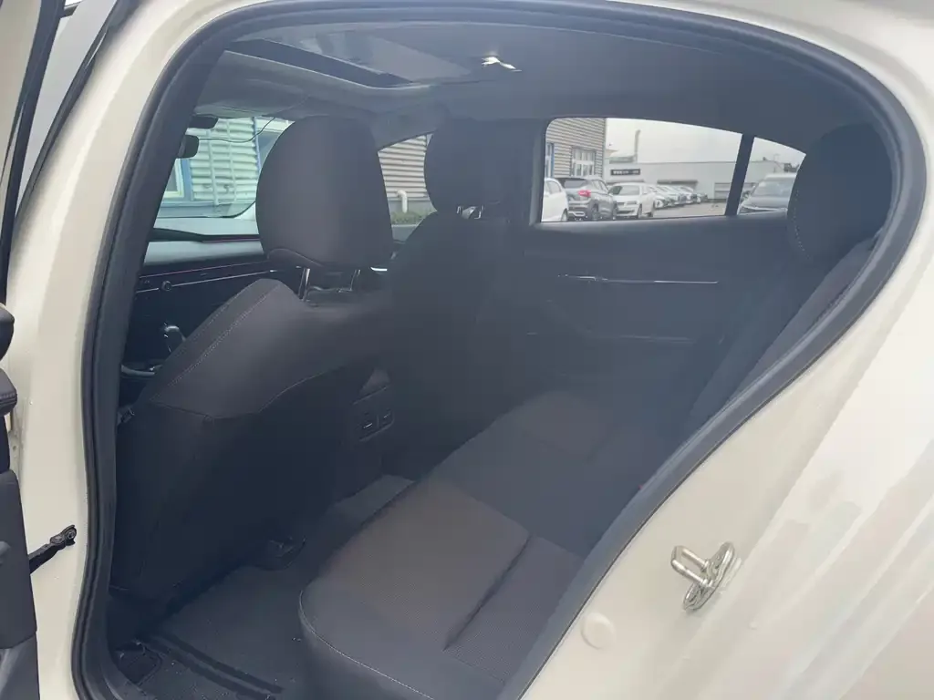 Mazda 3 Axela 2022 из CN, фото 6