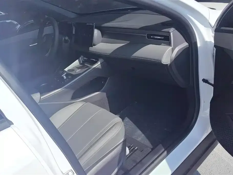 BYD Qin PLUS 2025 из CN, фото 8