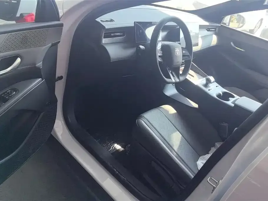 BYD Qin PLUS 2025 из CN, фото 9