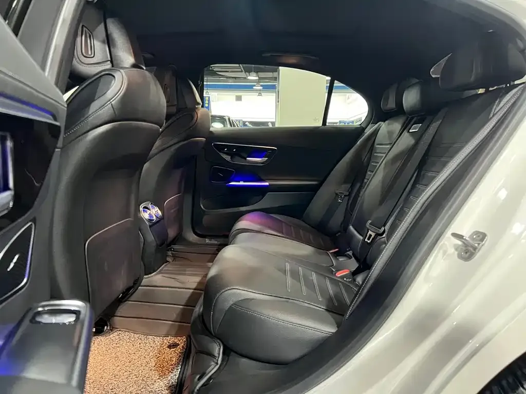 Mercedes-Benz C-Class 2024 из CN, фото 8