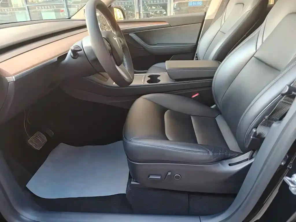 Tesla Model Y 2021 из CN, фото 7