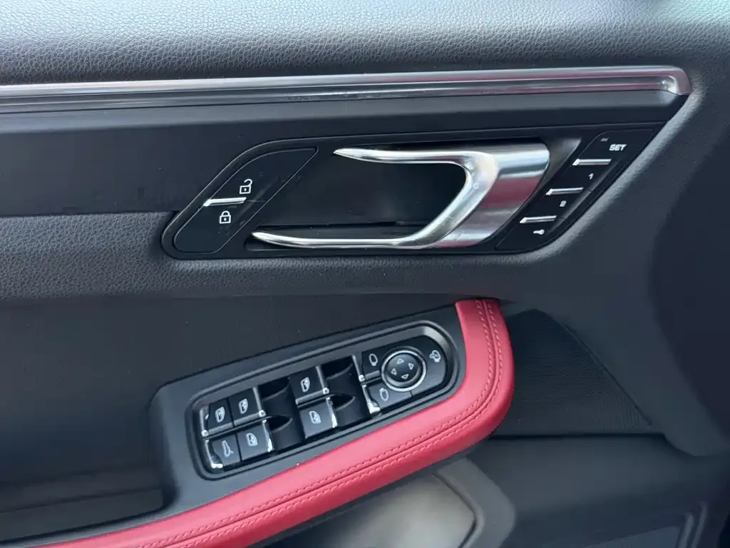 Porsche Macan 2024 из CN, фото 10