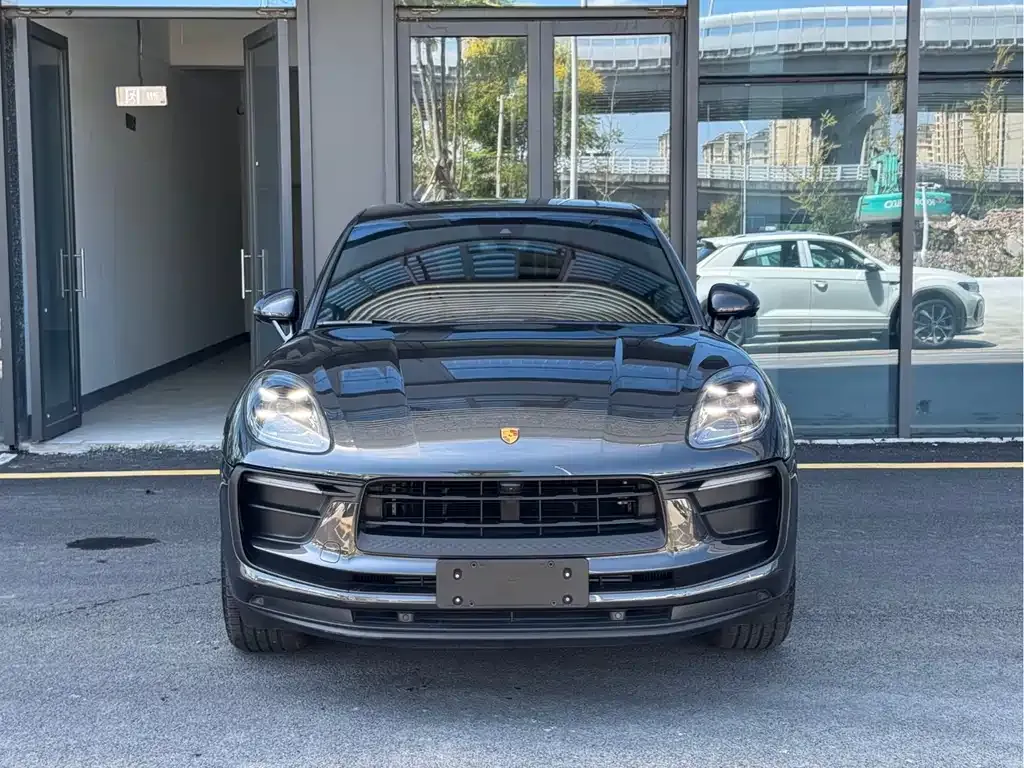 Porsche Macan 2024 из CN, фото 2