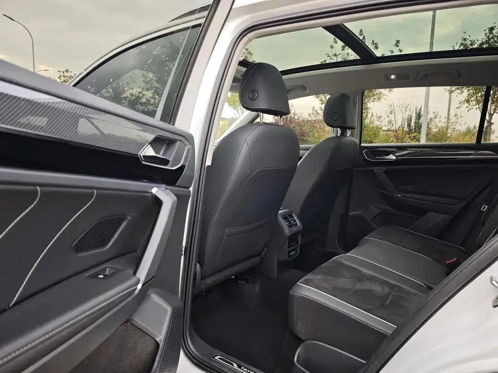 Volkswagen Tayron 2021 из CN, фото 10