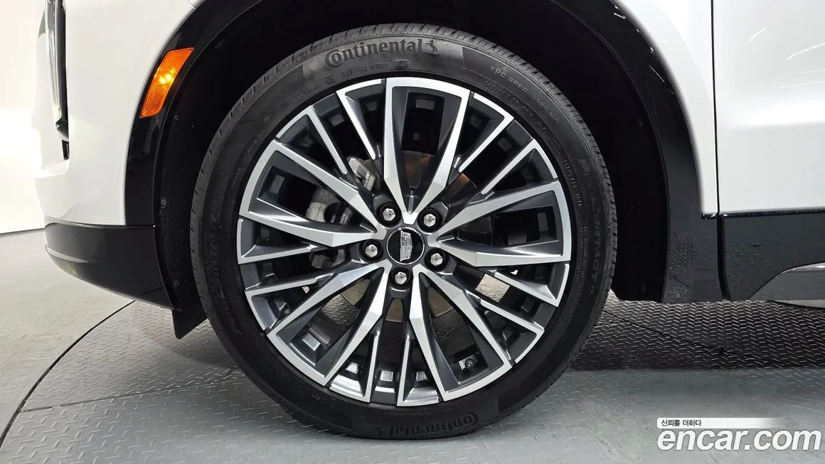 Cadillac XT4 2024 из KR, фото 5