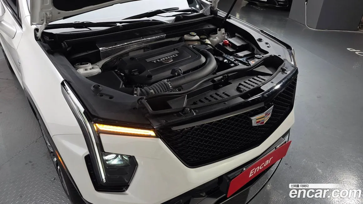 Cadillac XT4 2024 из KR, фото 6