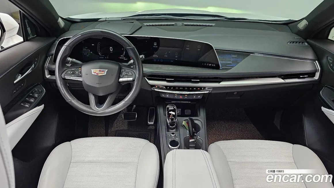 Cadillac XT4 2024 из KR, фото 7