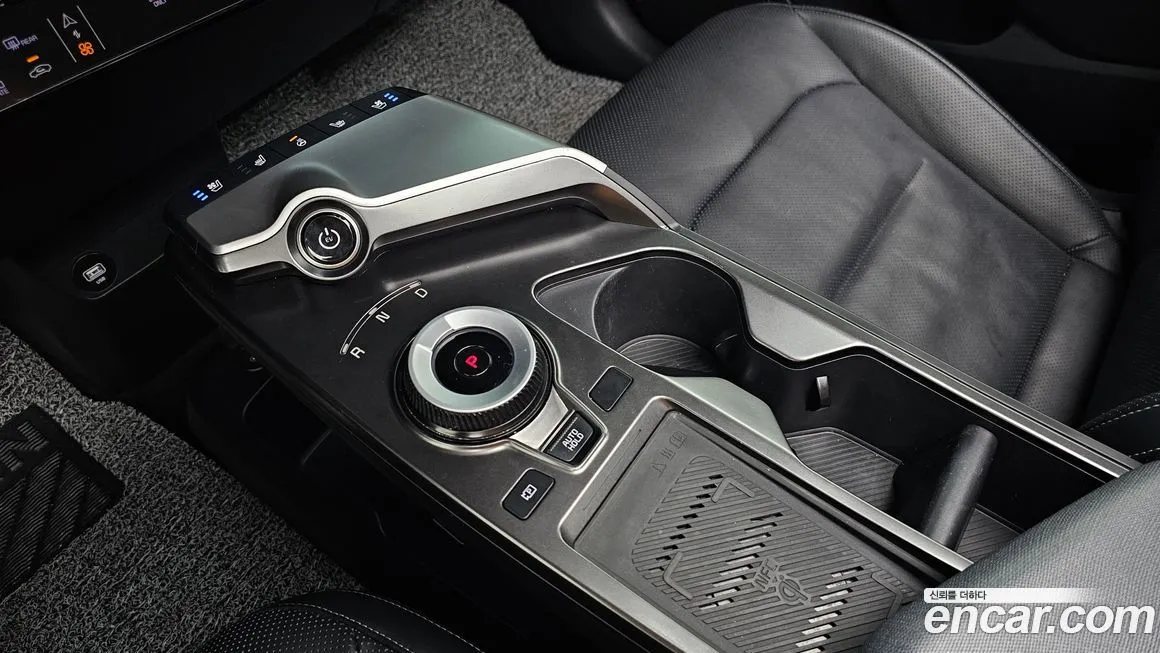 Kia EV6 — фото 9