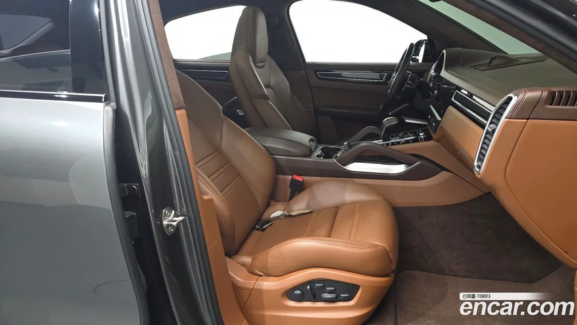 Porsche Cayenne 2022 из KR, фото 10