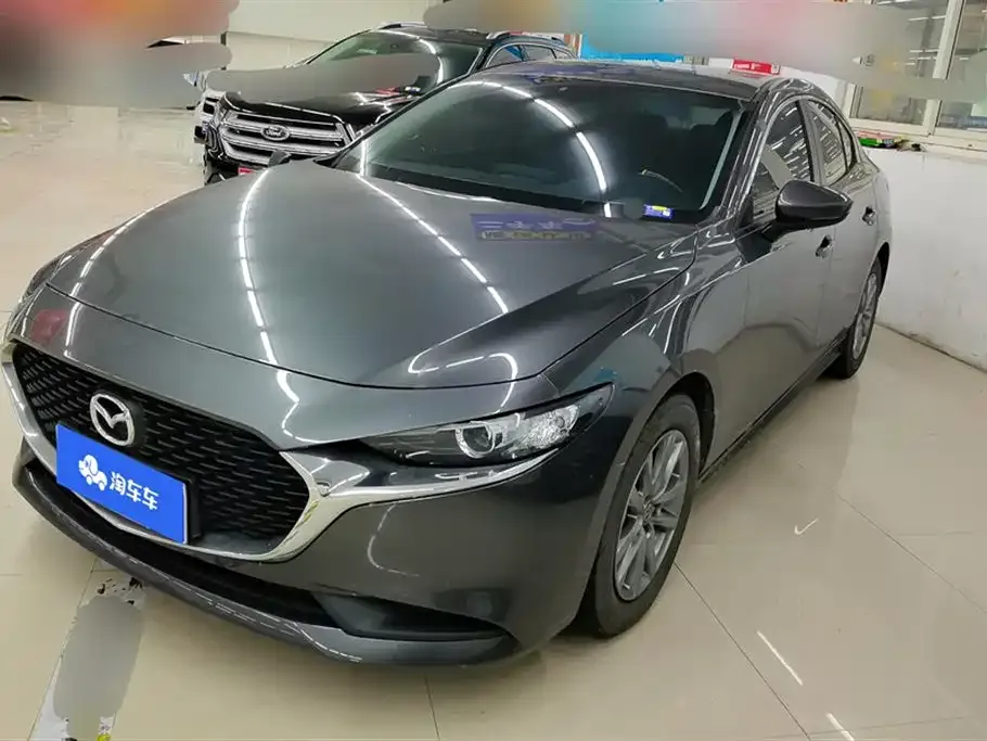 Mazda 3 Axela 2022 из CN, фото 1