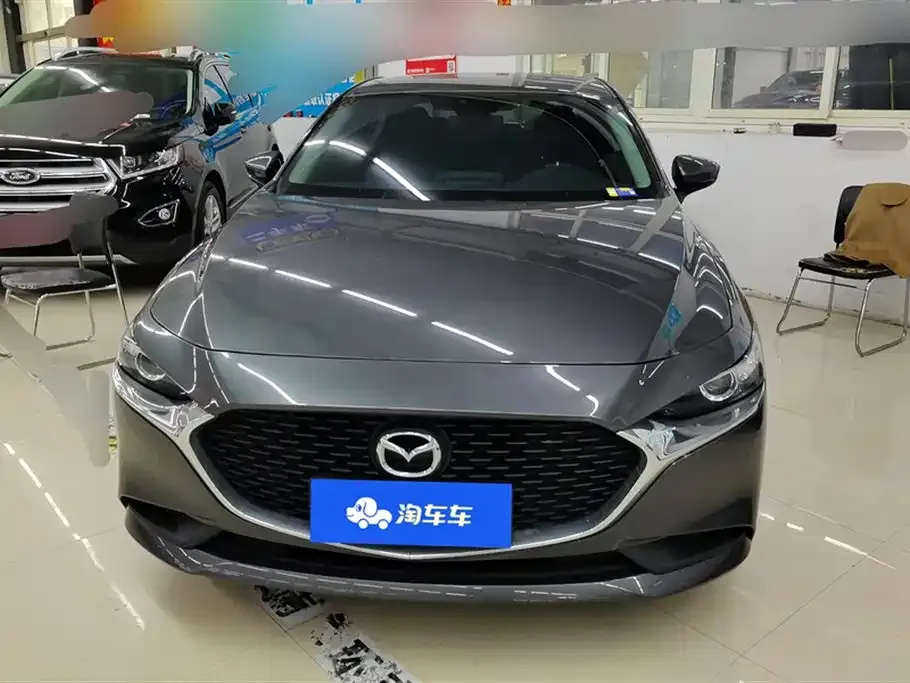 Mazda 3 Axela 2022 из CN, фото 2