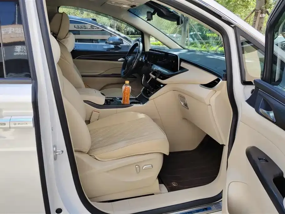 Buick GL8 2022 из CN, фото 8