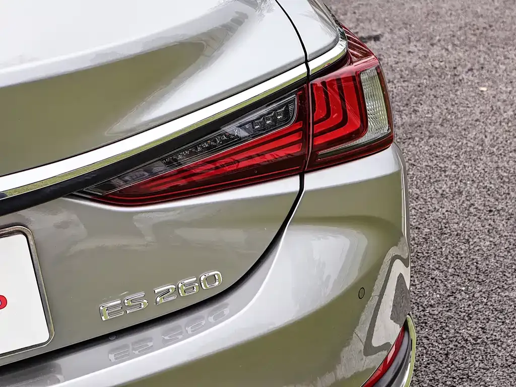 Lexus ES 2023 из CN, фото 6