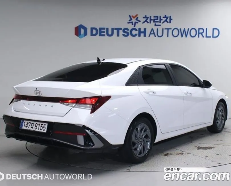 Hyundai AVANTE — фото 3