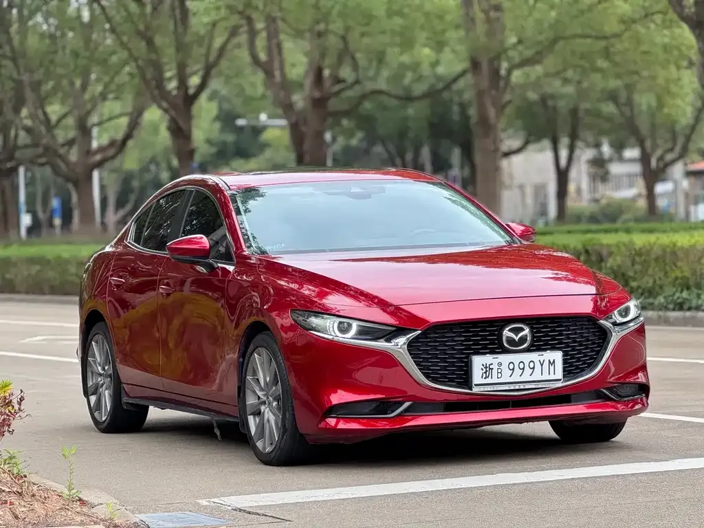 Mazda 3 Axela 2022 из CN, фото 3