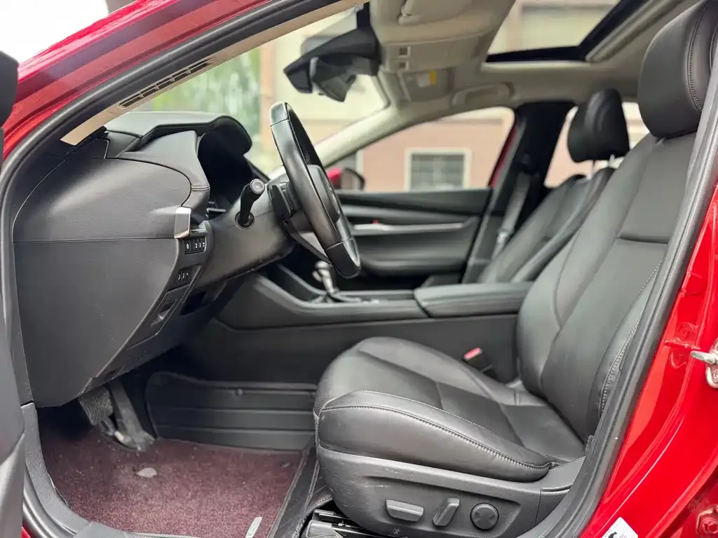 Mazda 3 Axela 2022 из CN, фото 6