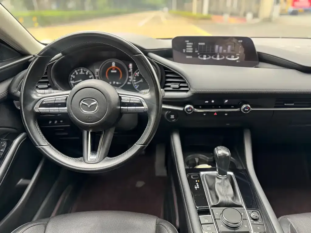 Mazda 3 Axela 2022 из CN, фото 8
