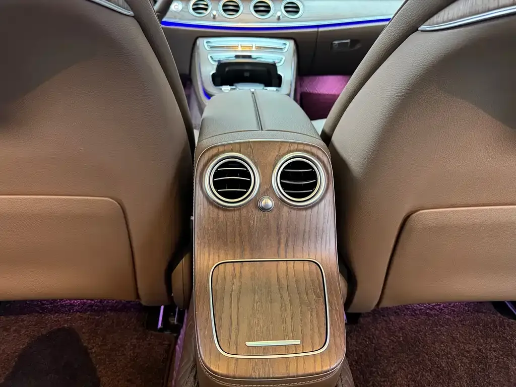 Mercedes-Benz E-Class 2022 из CN, фото 10
