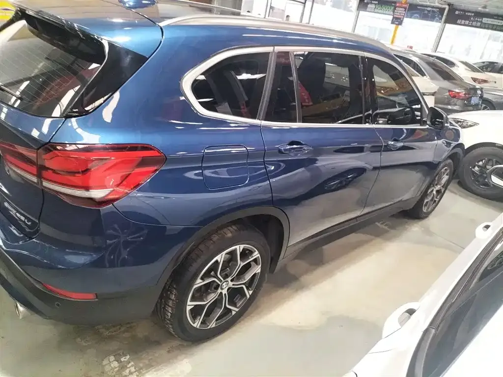 BMW X1 2021 из CN, фото 7