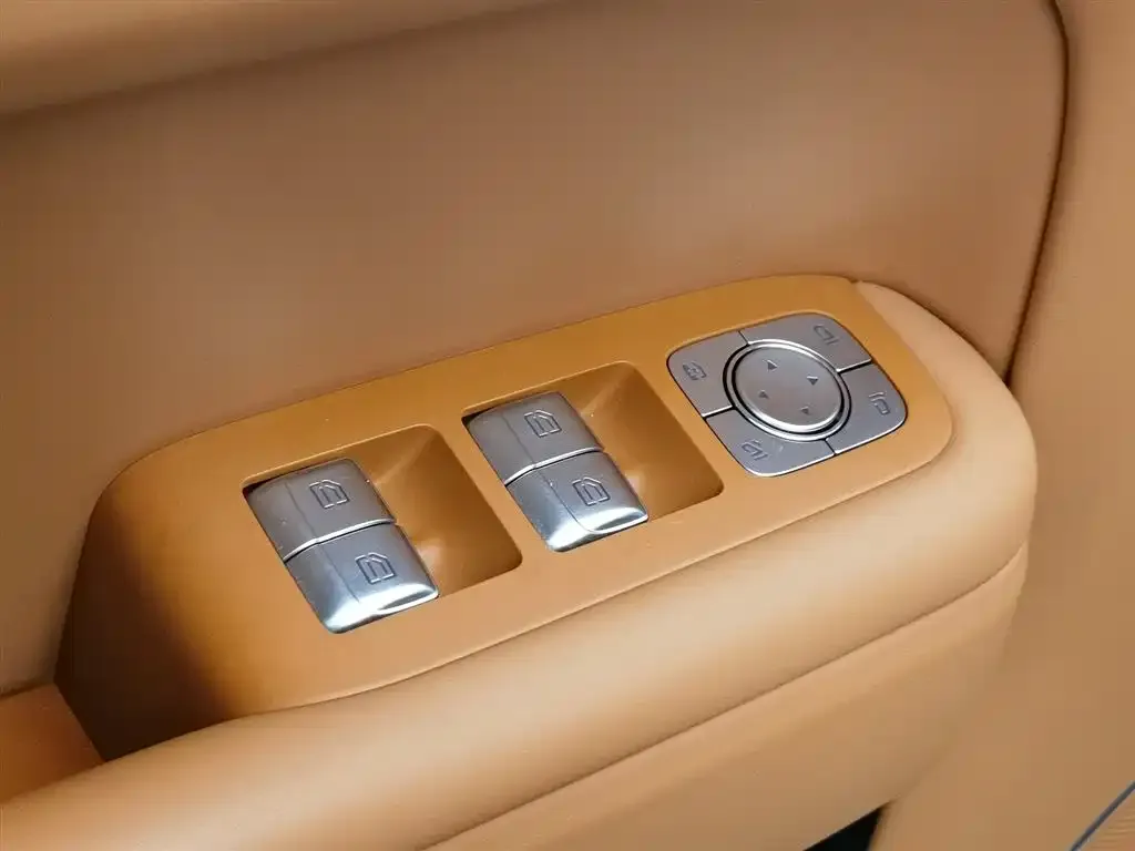 Li Auto L7 2024 из CN, фото 9