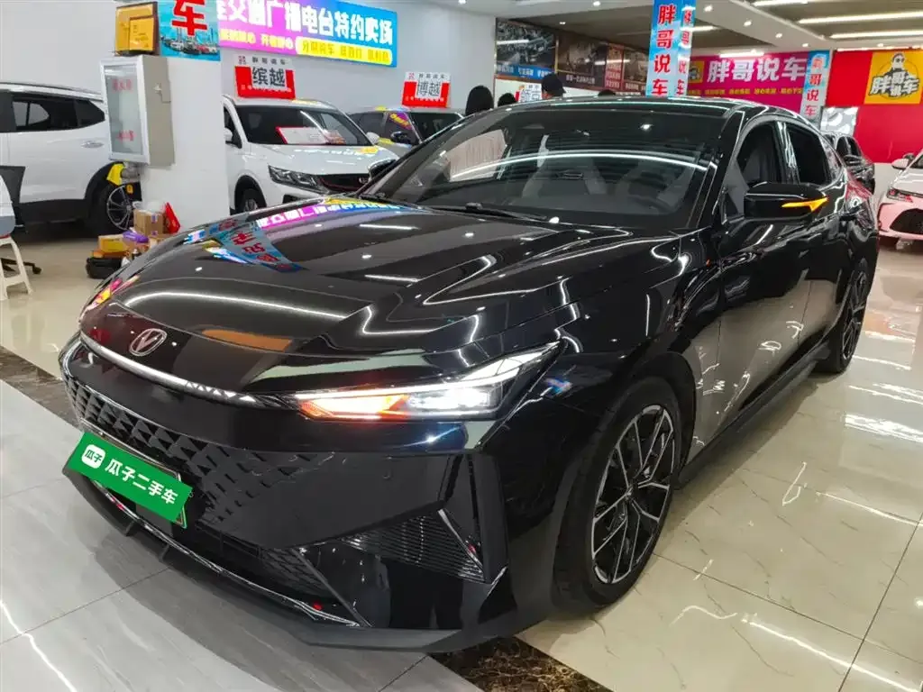 Changan UNI-V iDD 2024 из CN, фото 2