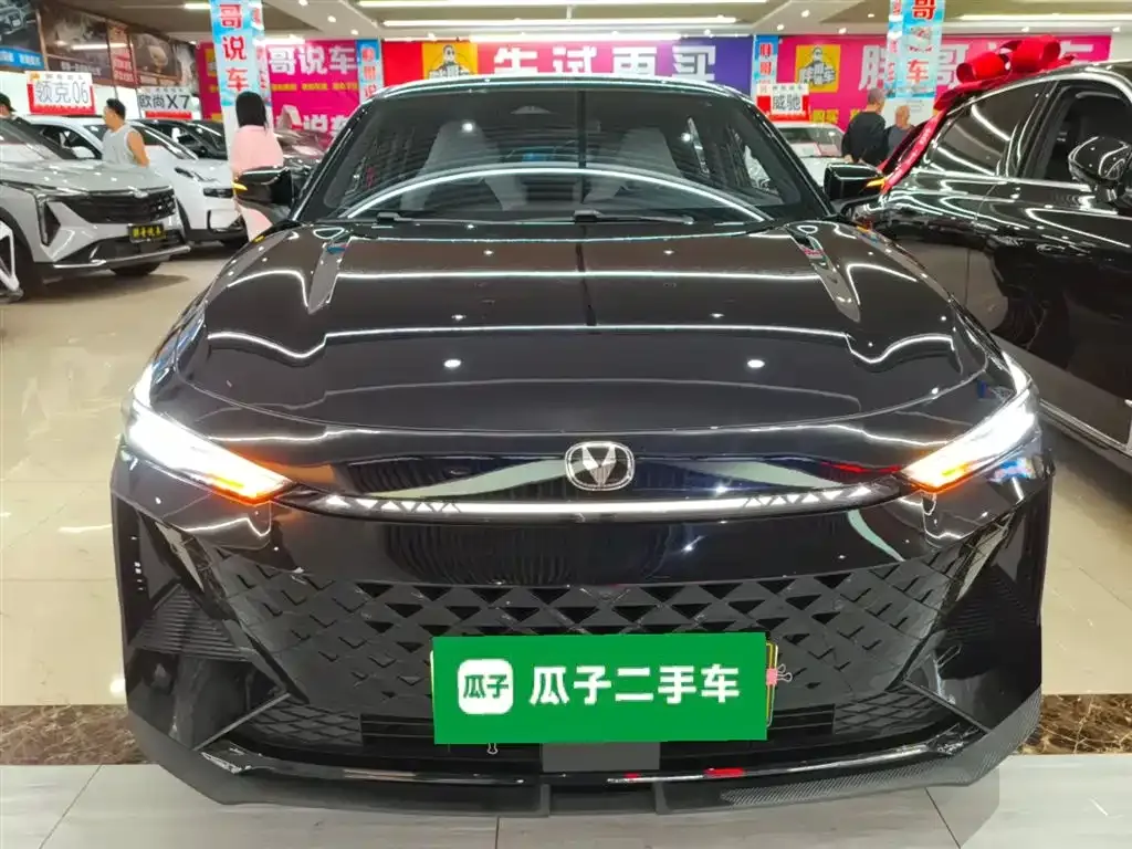 Changan UNI-V iDD 2024 из CN, фото 3