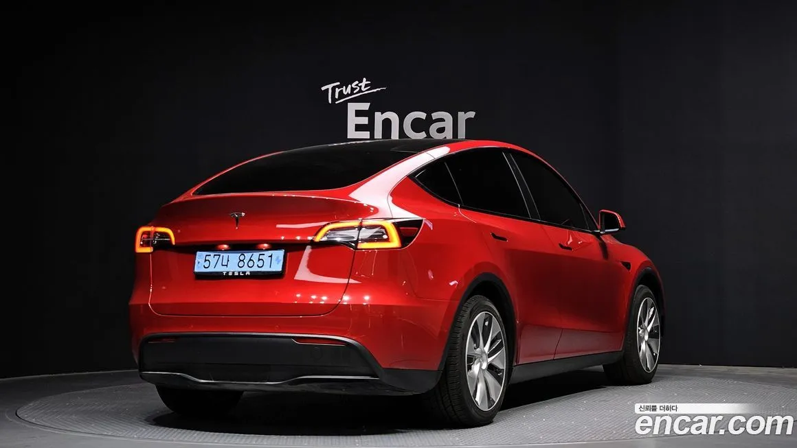 Tesla Model Y 2021 из KR, фото 2