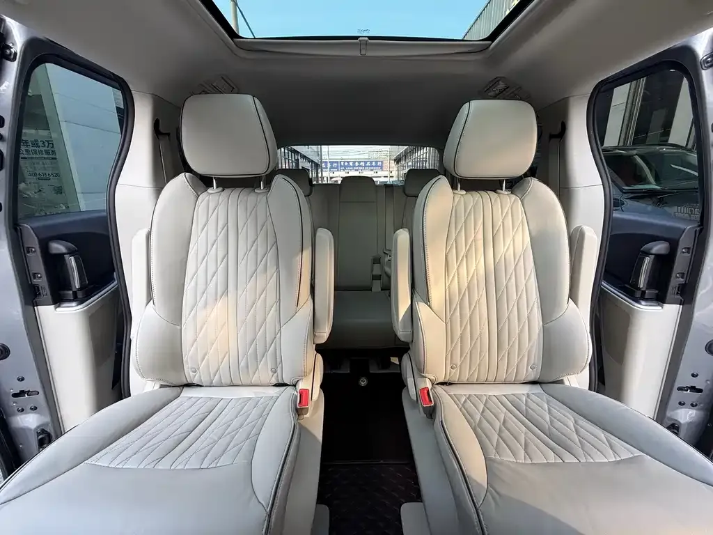 Buick GL8 2022 из CN, фото 6