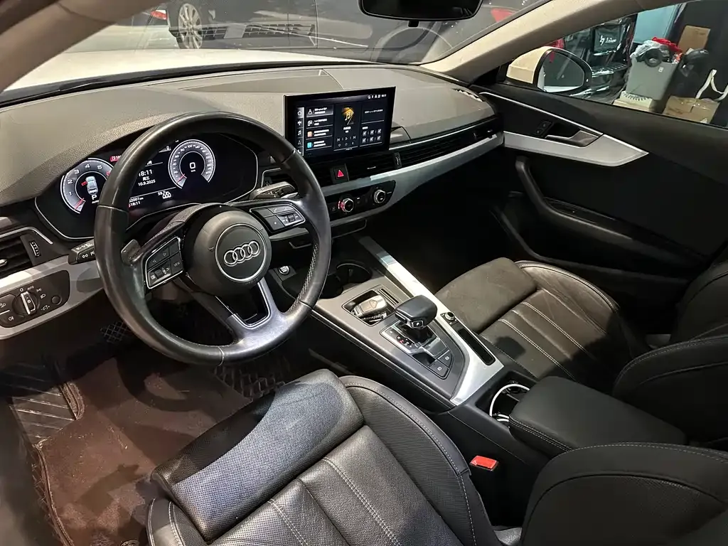 Audi A4L 2023 из CN, фото 8