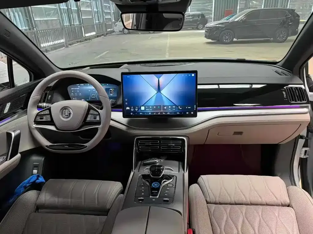 BYD Tang New Energy 2025 из CN, фото 8