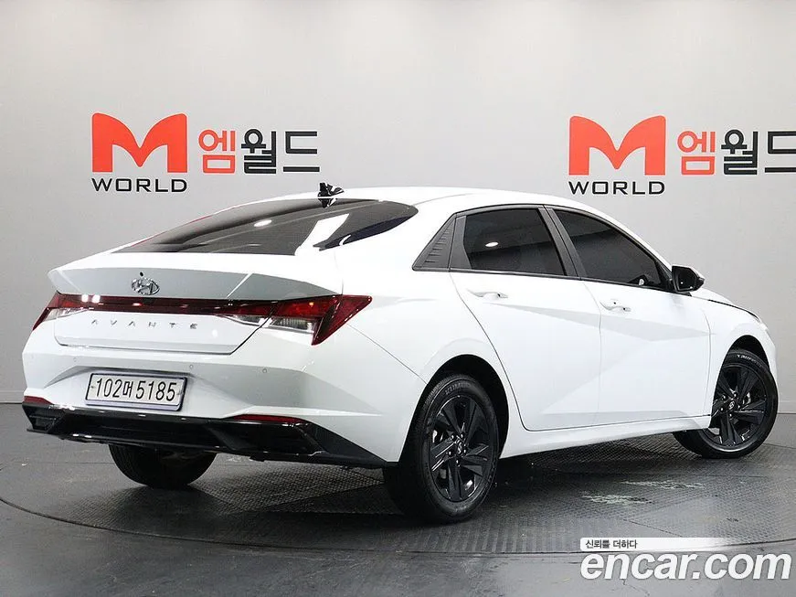 Hyundai AVANTE — фото 3