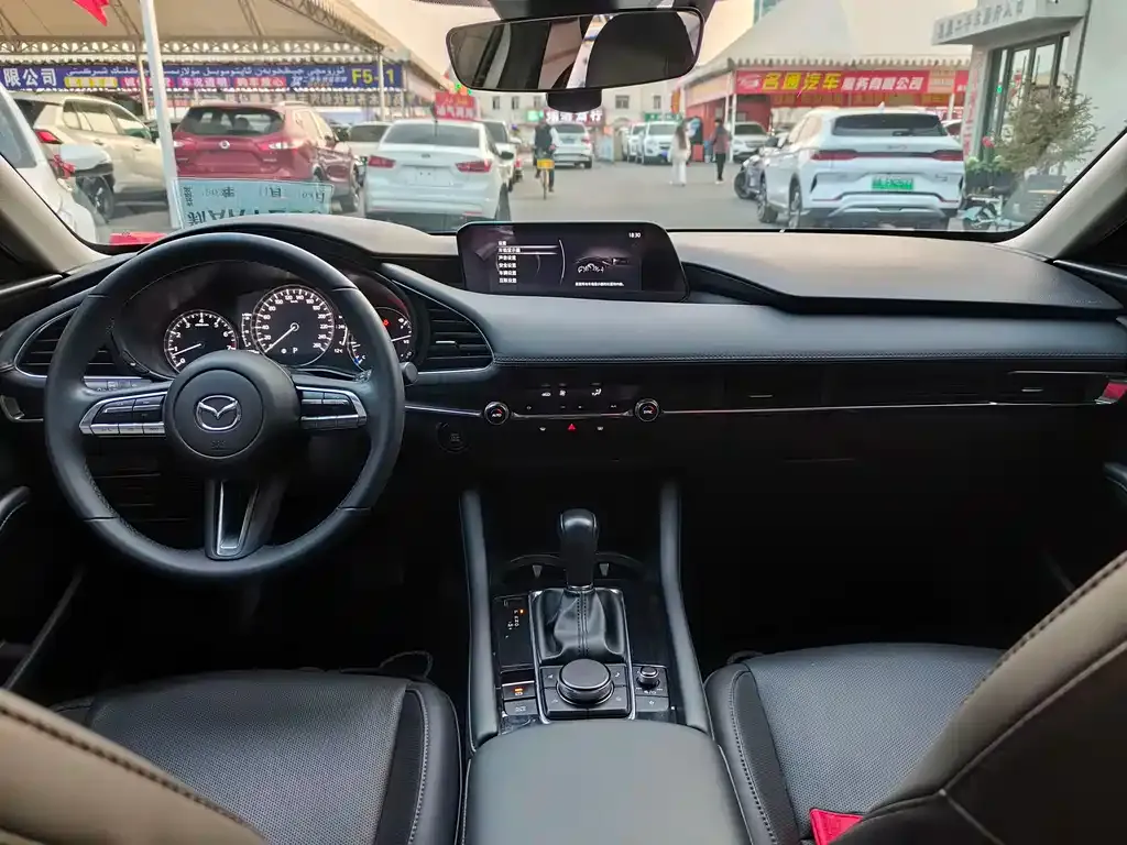 Mazda 3 Axela 2022 из CN, фото 5