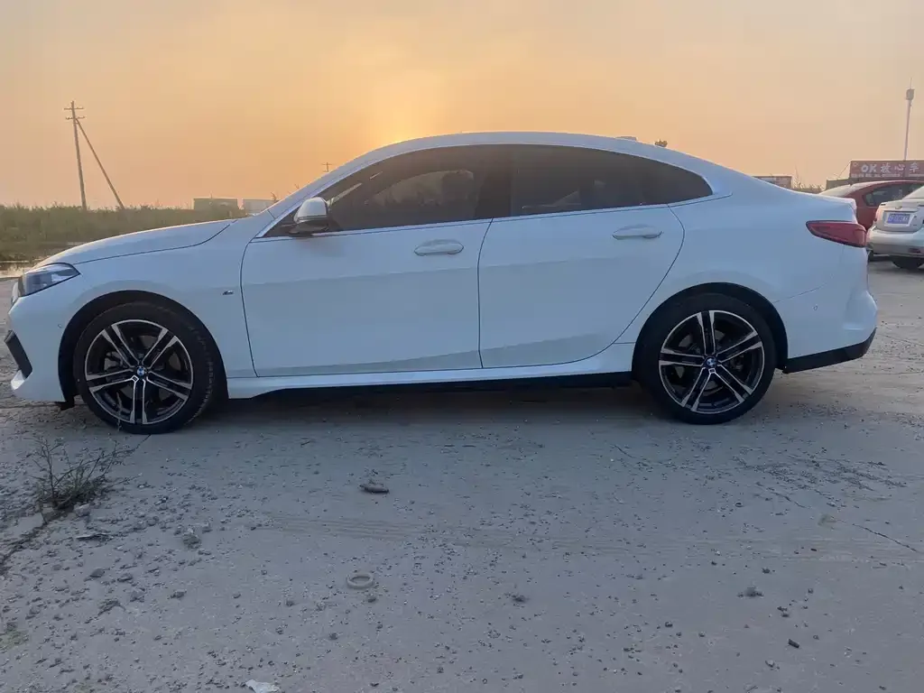 BMW 2 Series (Import) 2024 из CN, фото 2