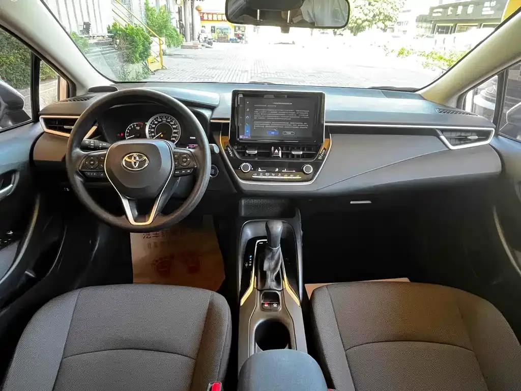 Toyota Corolla 2022 из CN, фото 10