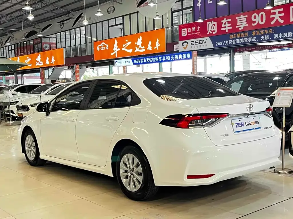 Toyota Corolla 2022 из CN, фото 5