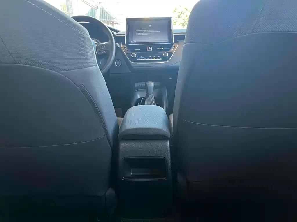 Toyota Corolla 2022 из CN, фото 9