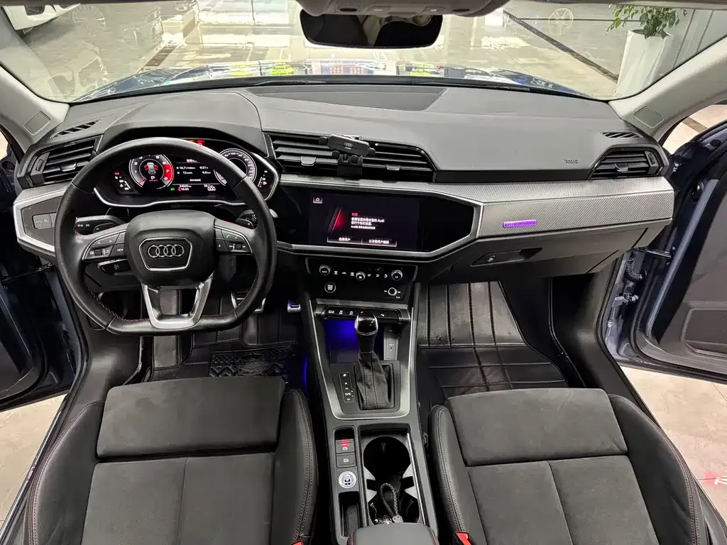 Audi Q3 2023 из CN, фото 9