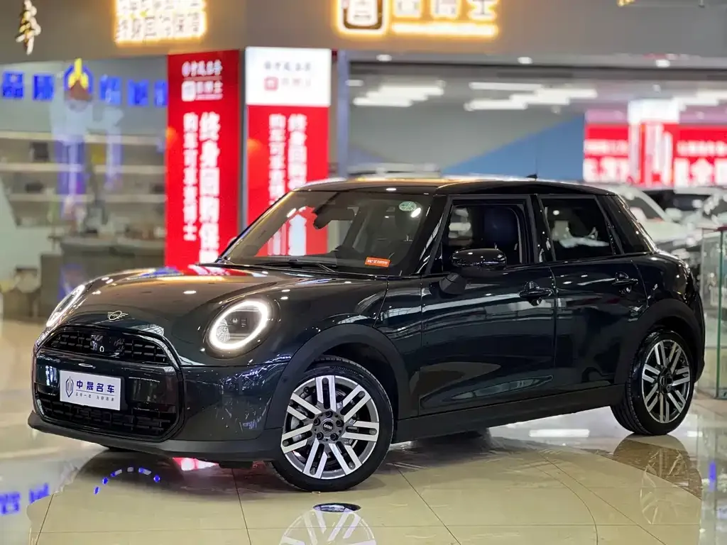 MINI Cooper (3-door) 2025 из CN, фото 1