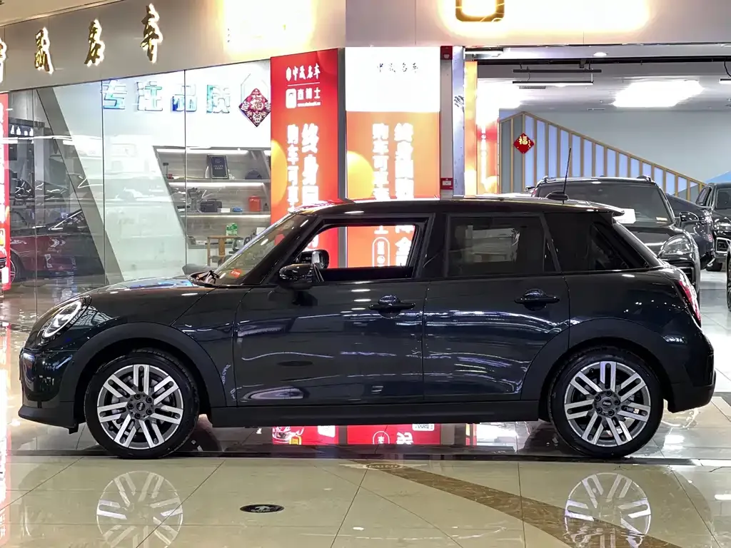 MINI Cooper (3-door) 2025 из CN, фото 6