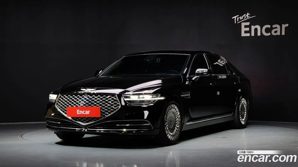 Genesis G90 — фото 1