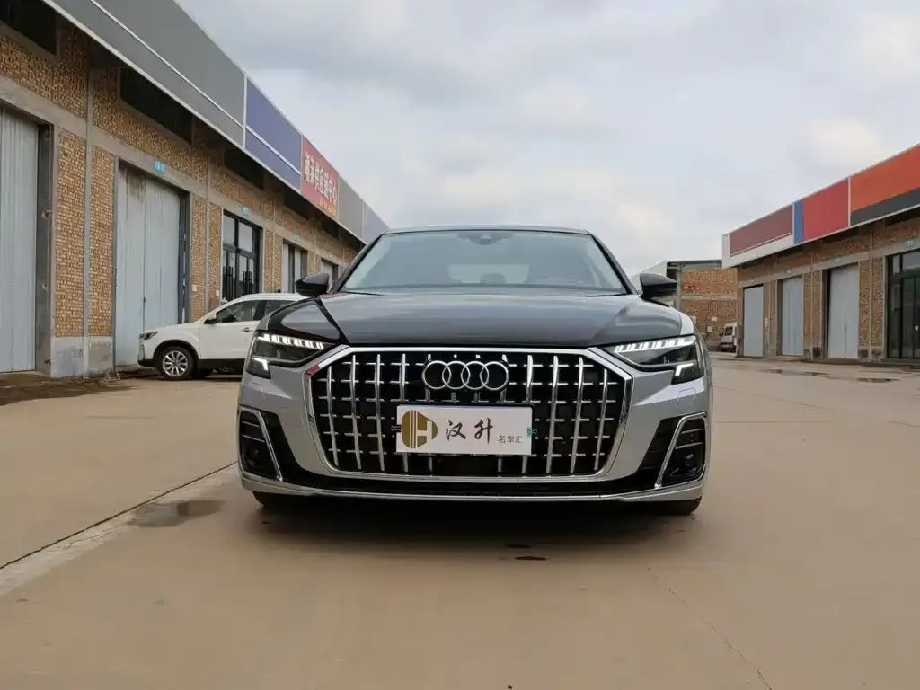 Audi A8 2024 из CN, фото 2