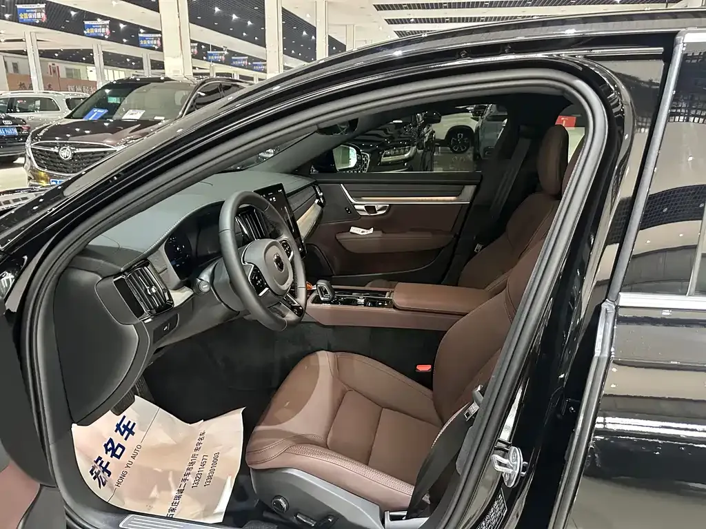 Volvo S90 2025 из CN, фото 4