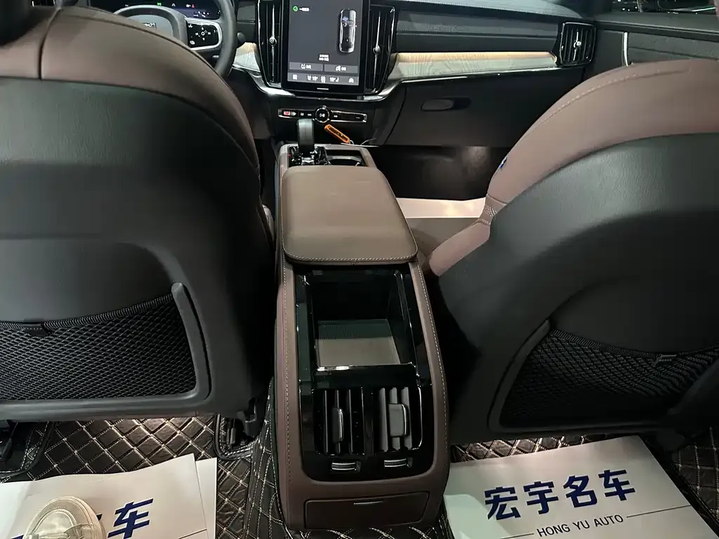 Volvo S90 2025 из CN, фото 6