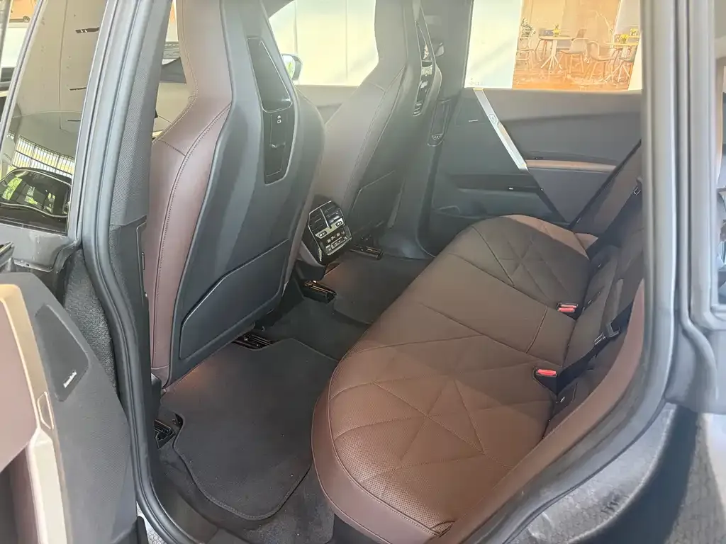 BMW iX 2024 из CN, фото 6